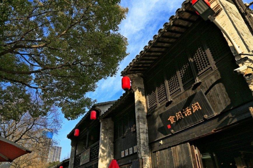 人民建议直通车丨中医药怎么“出圈”？听听中医学博士怎么说